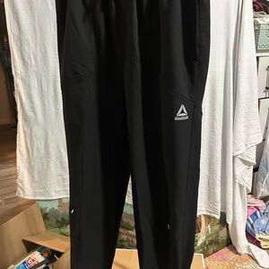 Reebok boys Black Joggers